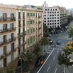 Amazing 2 Bed Apt, Sleeps 6 Nr Eixample