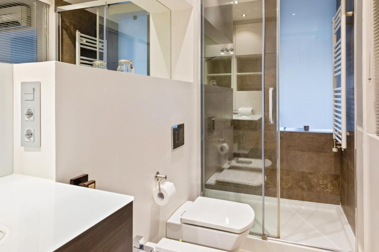 Amazing 2 Bed Apt, Sleeps 6 Nr Eixample Barcelone