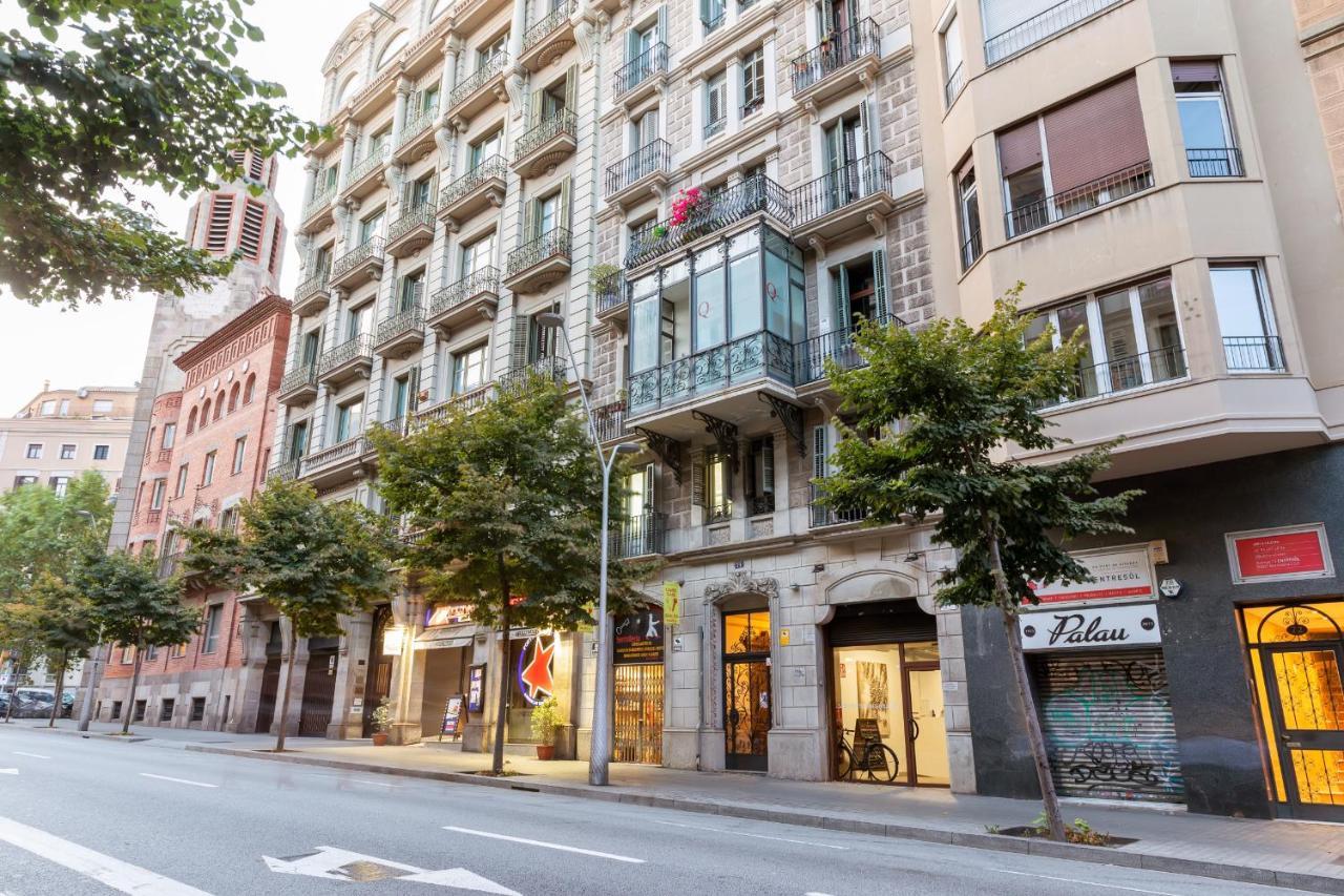 Amazing 2 Bed Apt, Sleeps 6 Nr Eixample Appartement *
