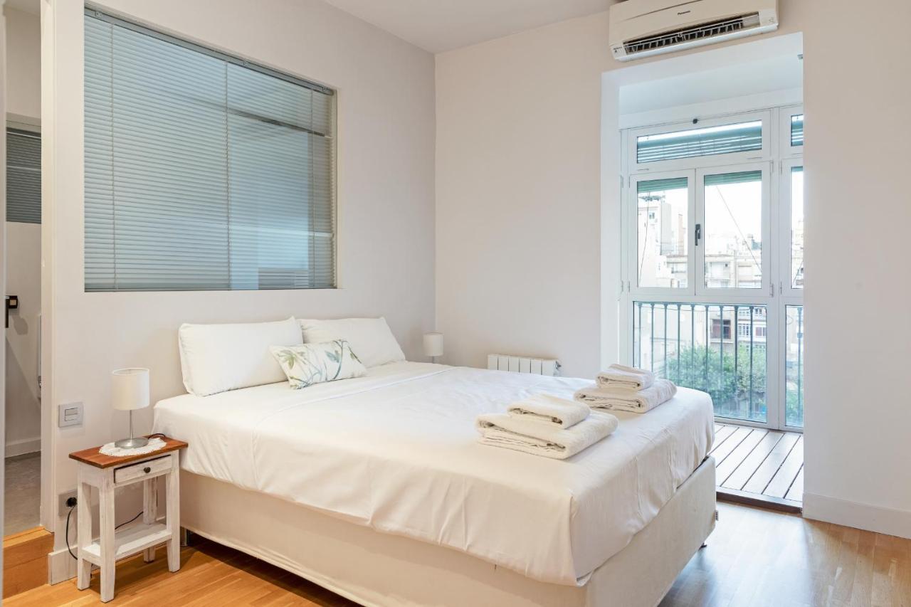 Amazing 2 Bed Apt, Sleeps 6 Nr Eixample