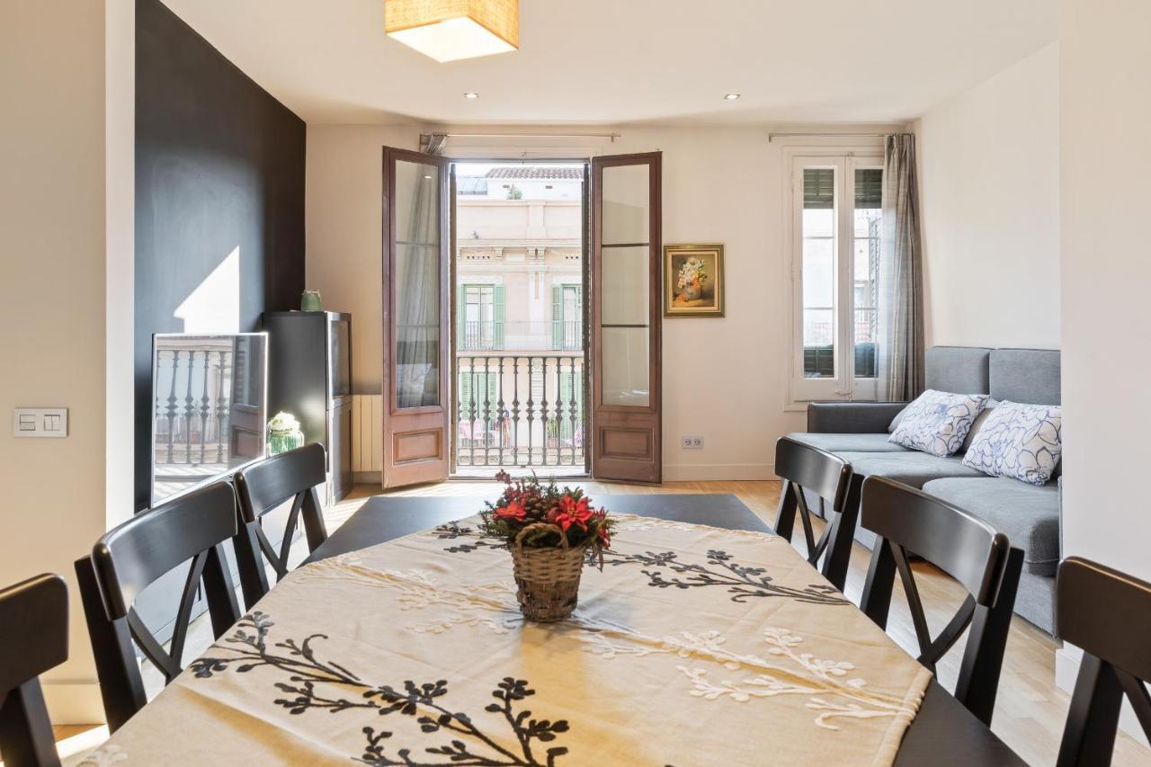 Amazing 2 Bed Apt, Sleeps 6 Nr Eixample Appartement Barcelone